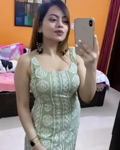 Call Girl in Thrippunithura
